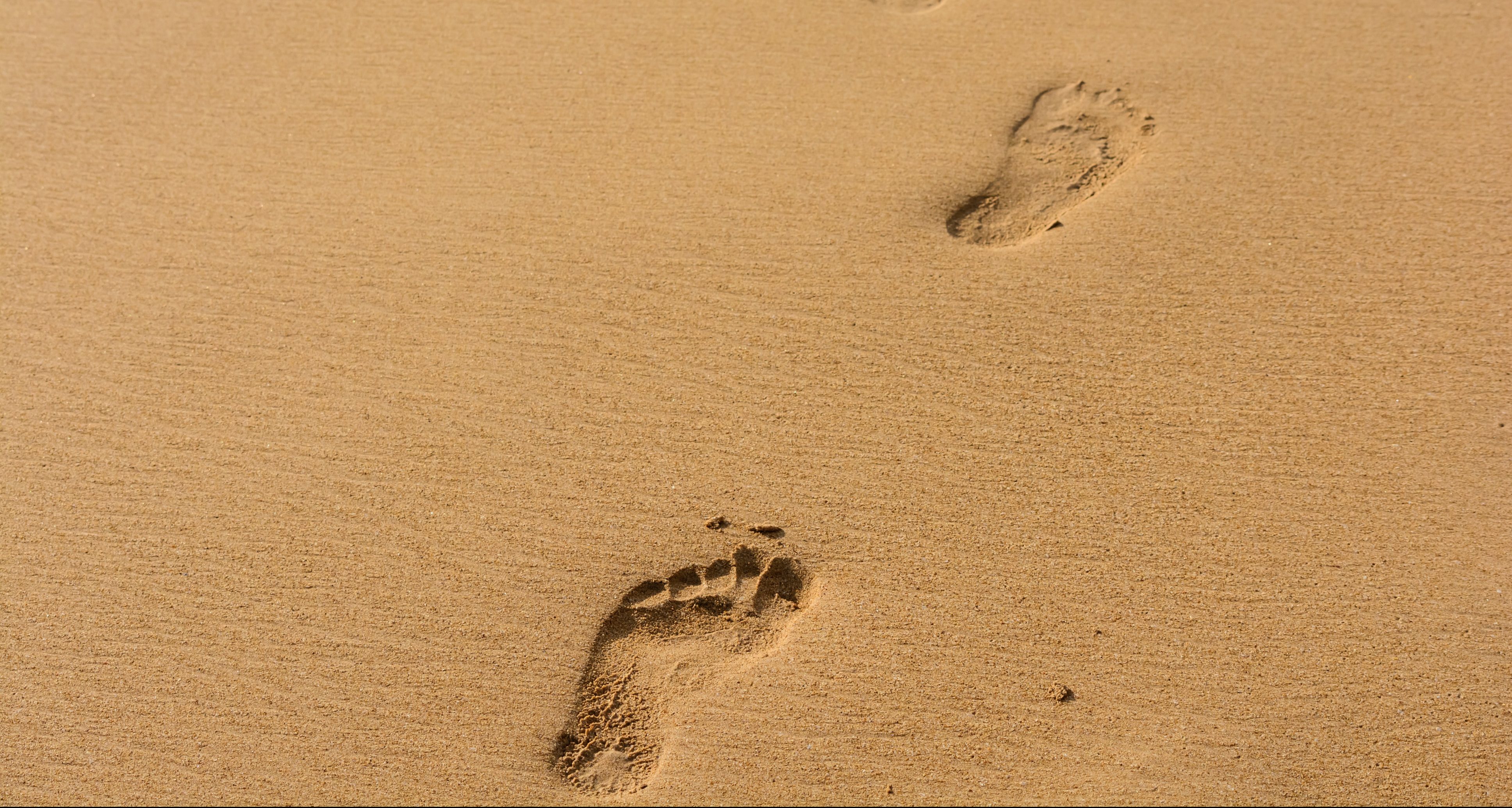 footprints sand